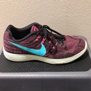 Nike Lunartiempo 2 Running Shoe